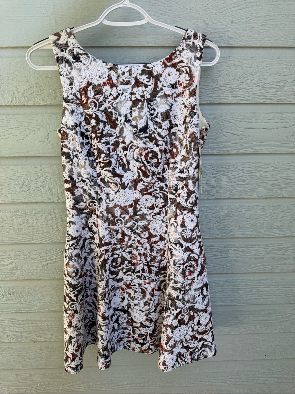 Alex Marie NWT Sleeveless Floral Lace Dress